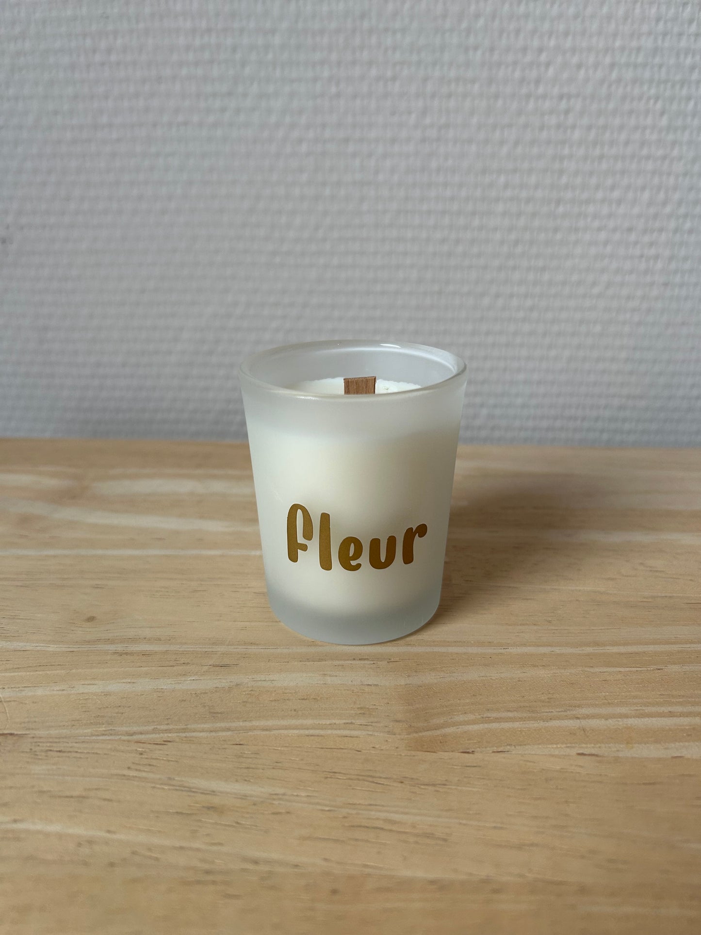 Gepersonaliseerd kaarsje met houten wiek - Wood wick candle