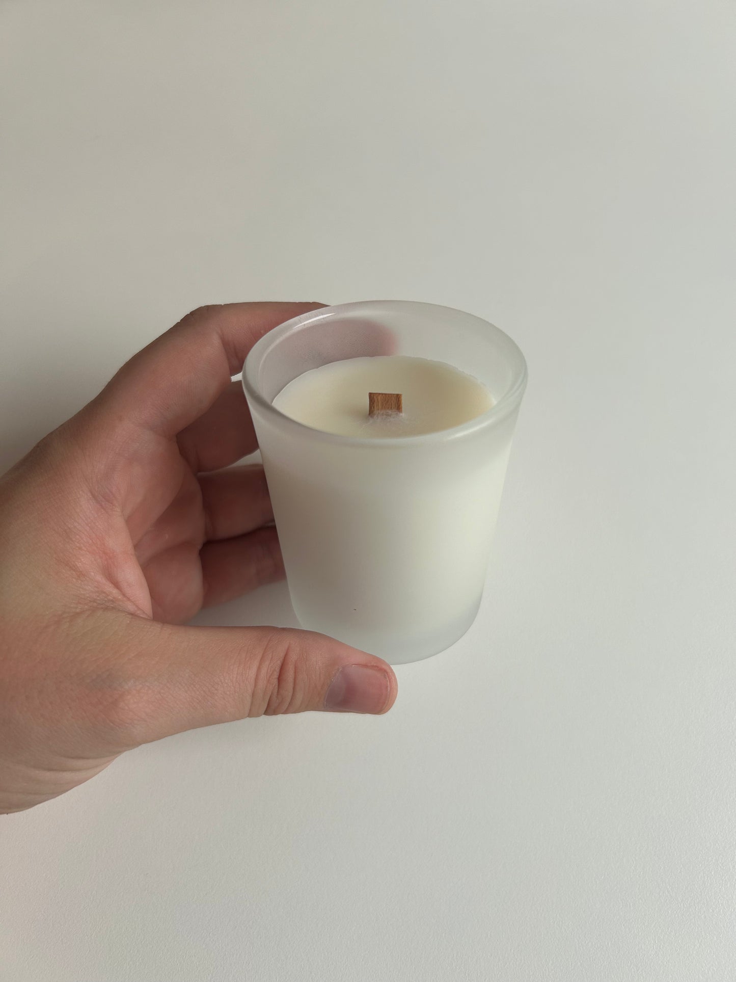 Gepersonaliseerd kaarsje met houten wiek - Wood wick candle
