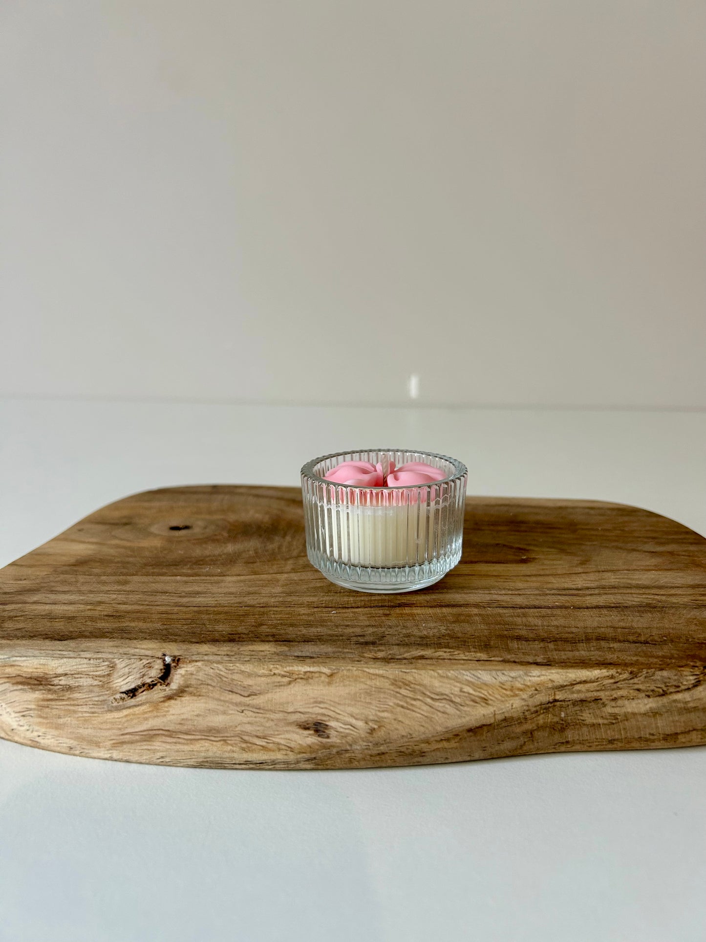 Strikjes kaars in glas - Bow candle