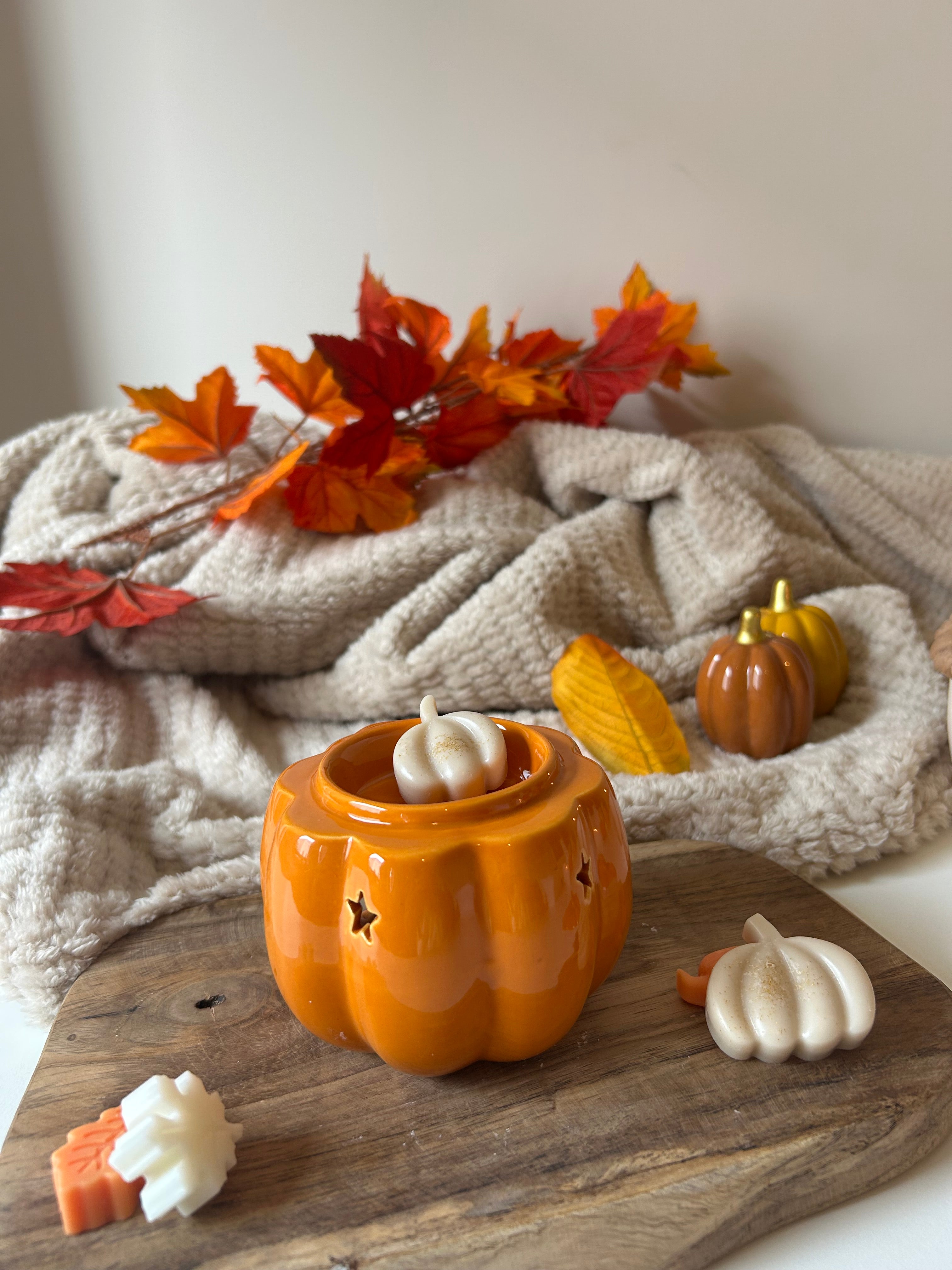 Pumpkin wax burner 