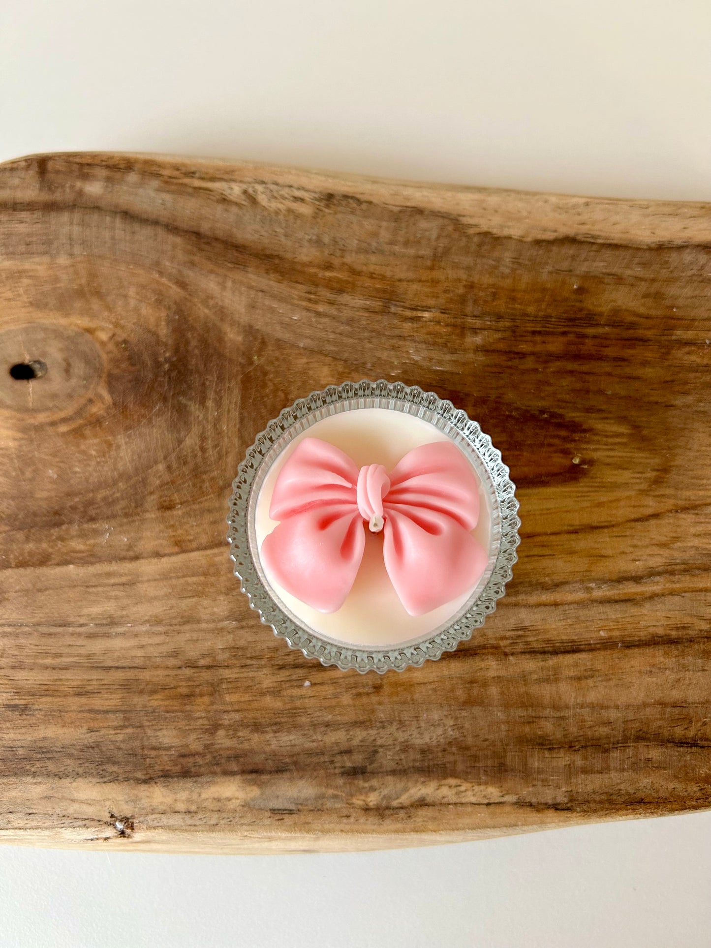 Strikjes kaars in glas - Bow candle