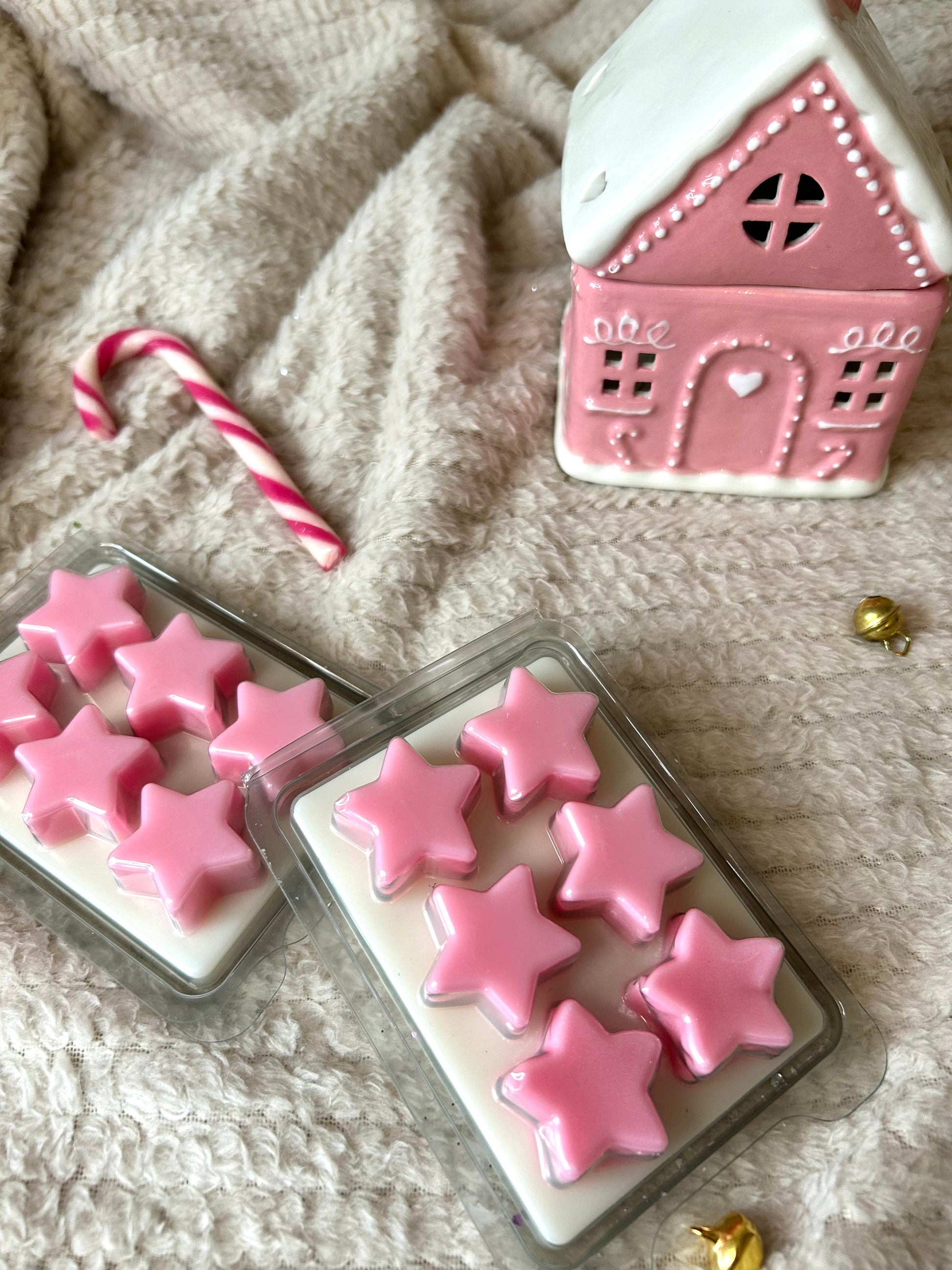 wax melt pink christmas